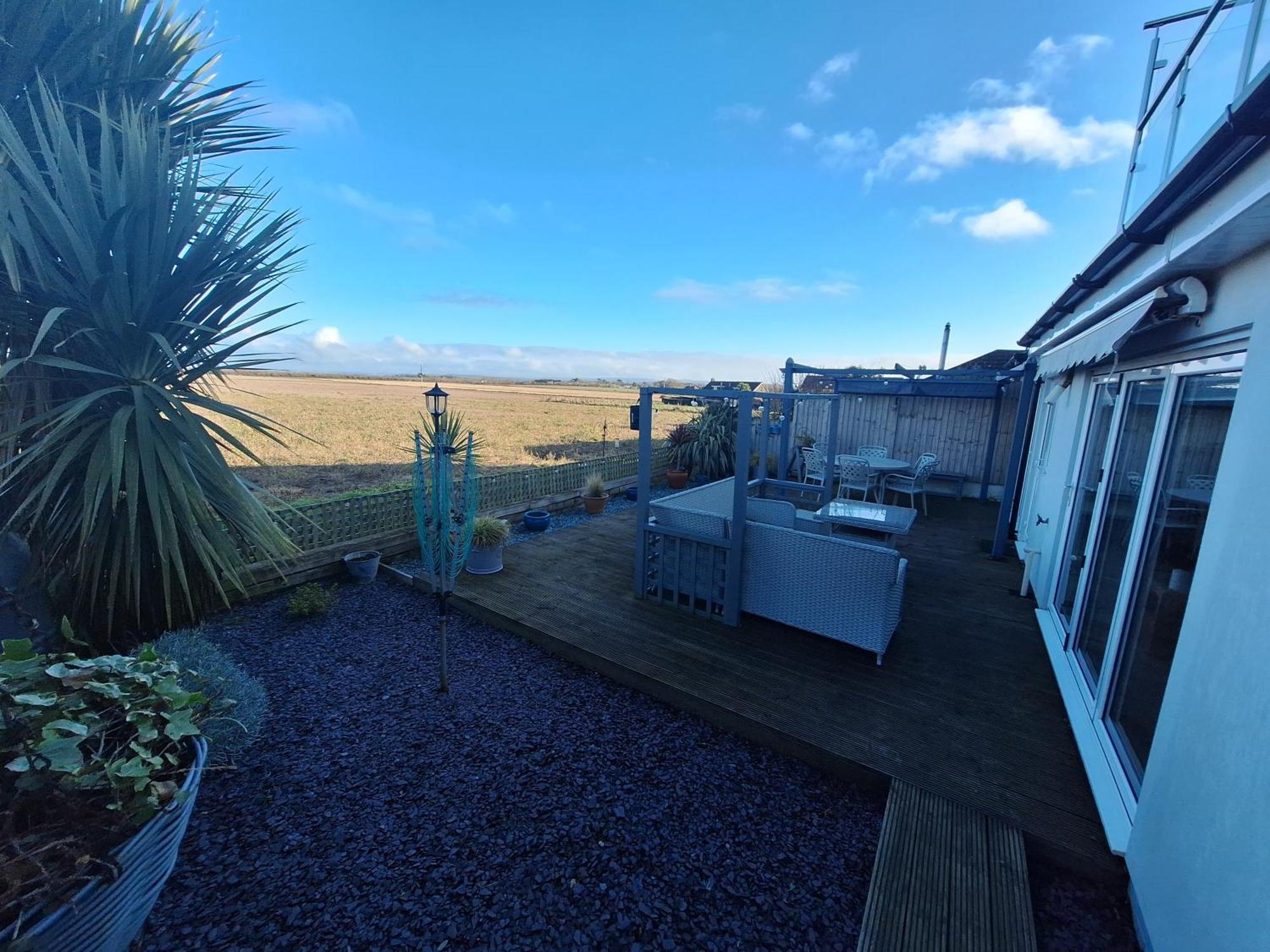 By The Sea, Home From Home Sleeps 6 Milford on Sea Kültér fotó